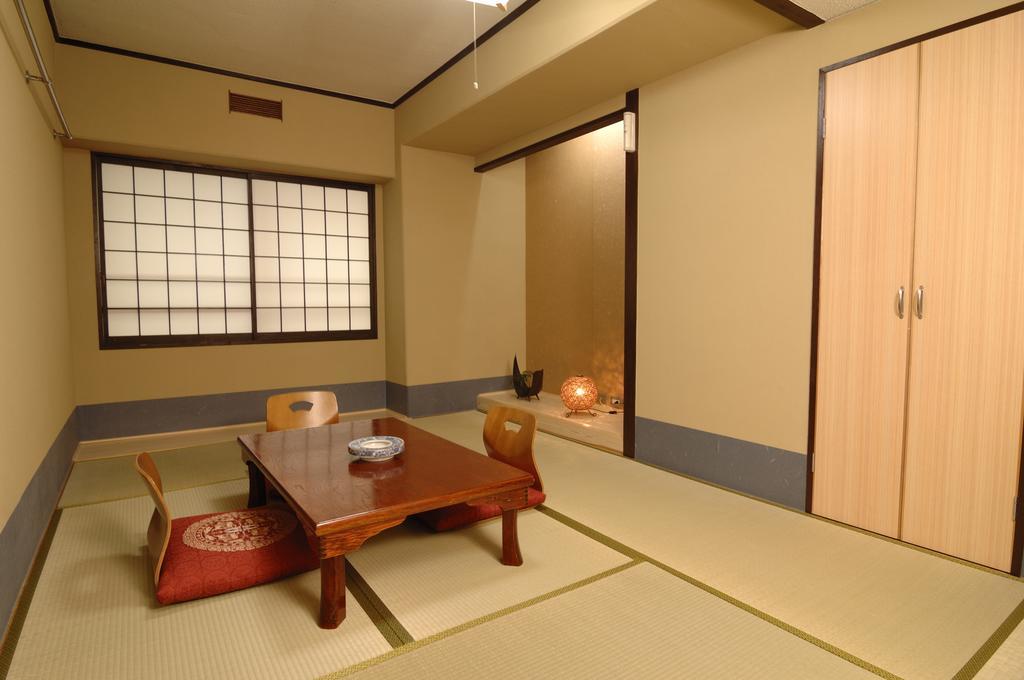 Hotel Iida Kyoto Kamer foto