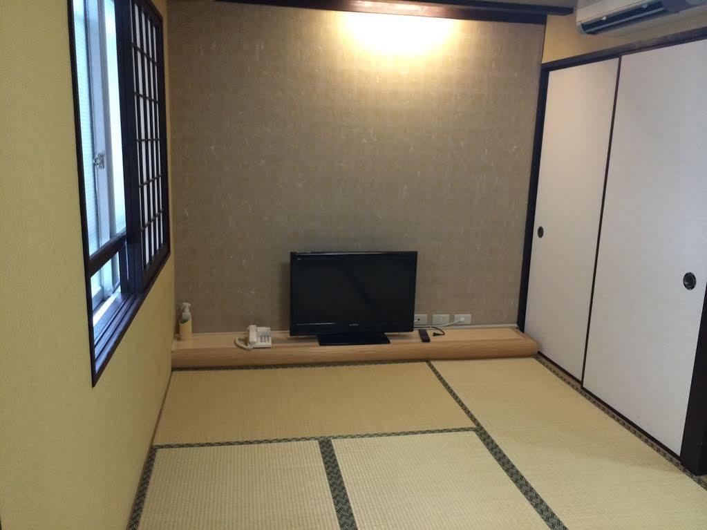 Hotel Iida Kyoto Buitenkant foto